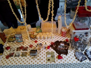 Nebst Popcorn waren schöne Weihnachtsgeschenke wie Biergläser oder Postkartenbüchlein im Angebot. Verpasst? Kein Problem: Die Artikel sind im Online-Shop noch bis zu Weihnachten erhältlich. :)